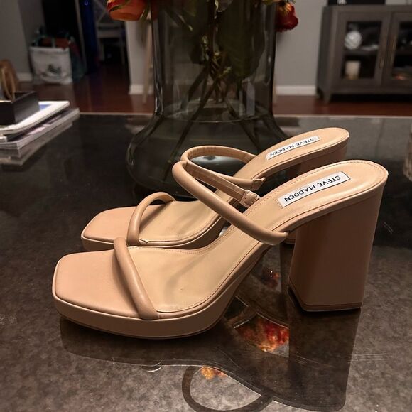 Steve Madden Polly Platform Sandals - Picture 4 of 7
